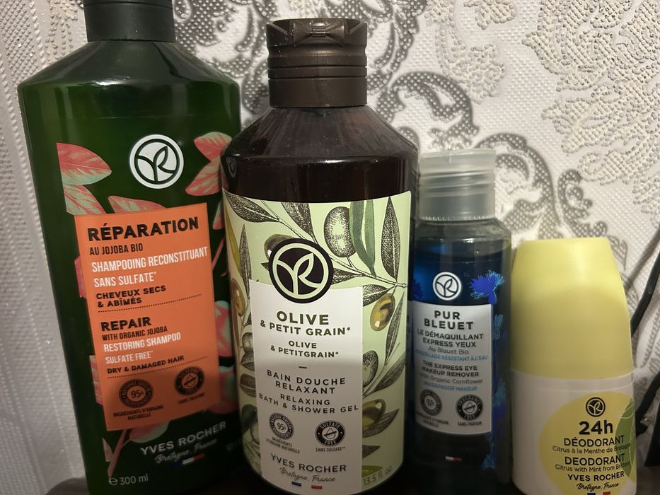 Наборы Ив Роше,шампунь,дезадорант