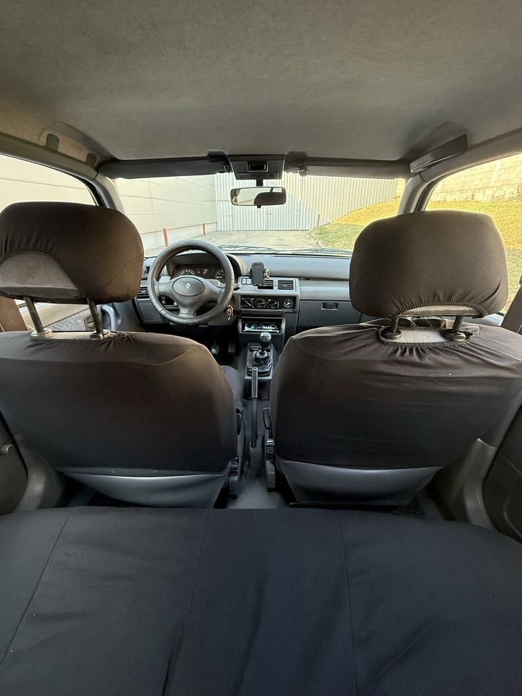 Renault Clio 1997 com motor muito fiável  *PREÇO ESPECIAL*