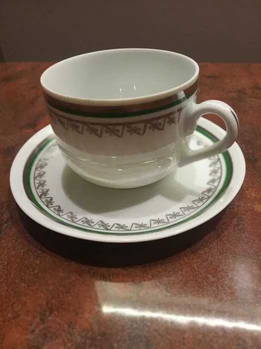 Porcelanowy serwis do herbaty/ kawy firmy ROSERBENAL POLSKA