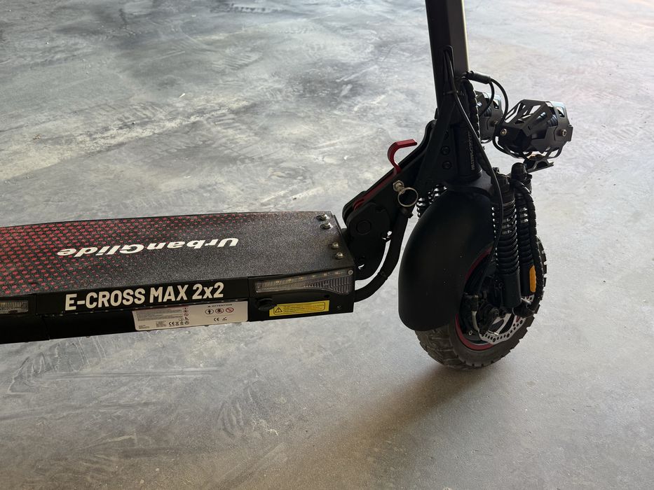 Trotinete urban glide e-cross max 2x2