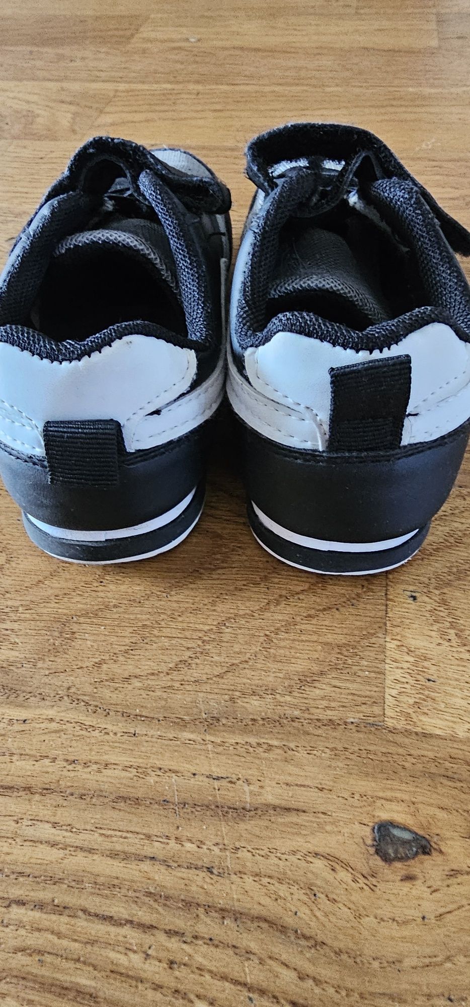 Adidasy dziecięce materiałowe rozm 26