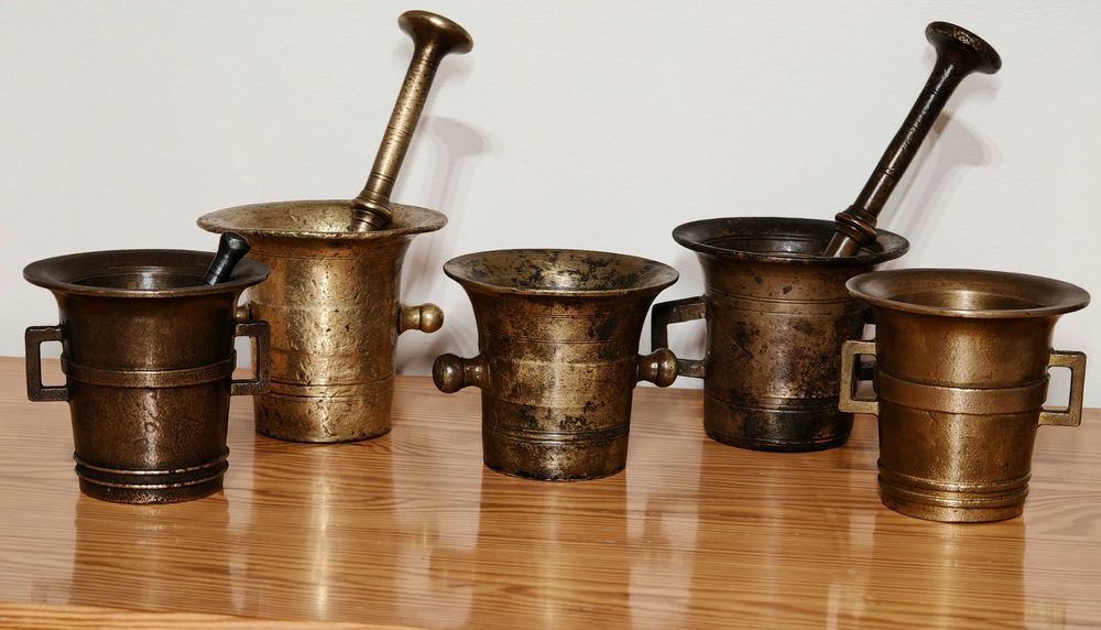 Komplet starych mosiężnych moździerzy. Idealne na prezent, upominek.