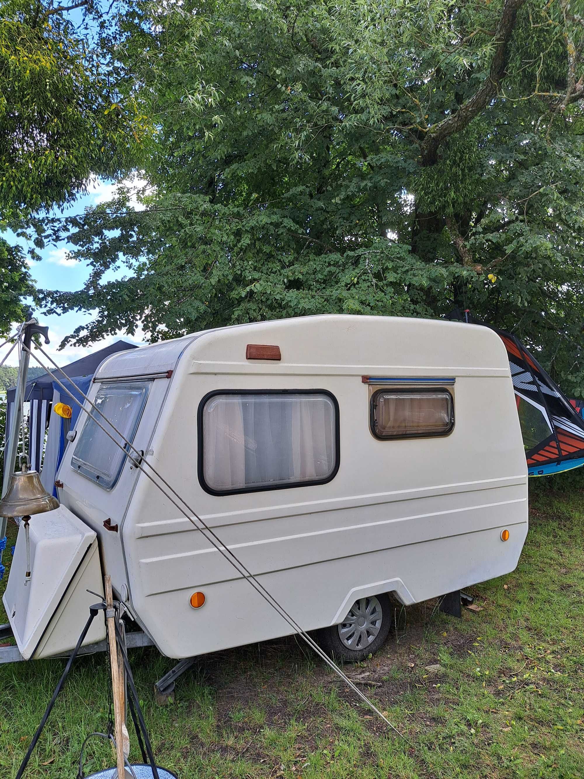 Sprzedam przyczepę NIEWIADÓW N126N + przedsionek + pokrowiec + hamak