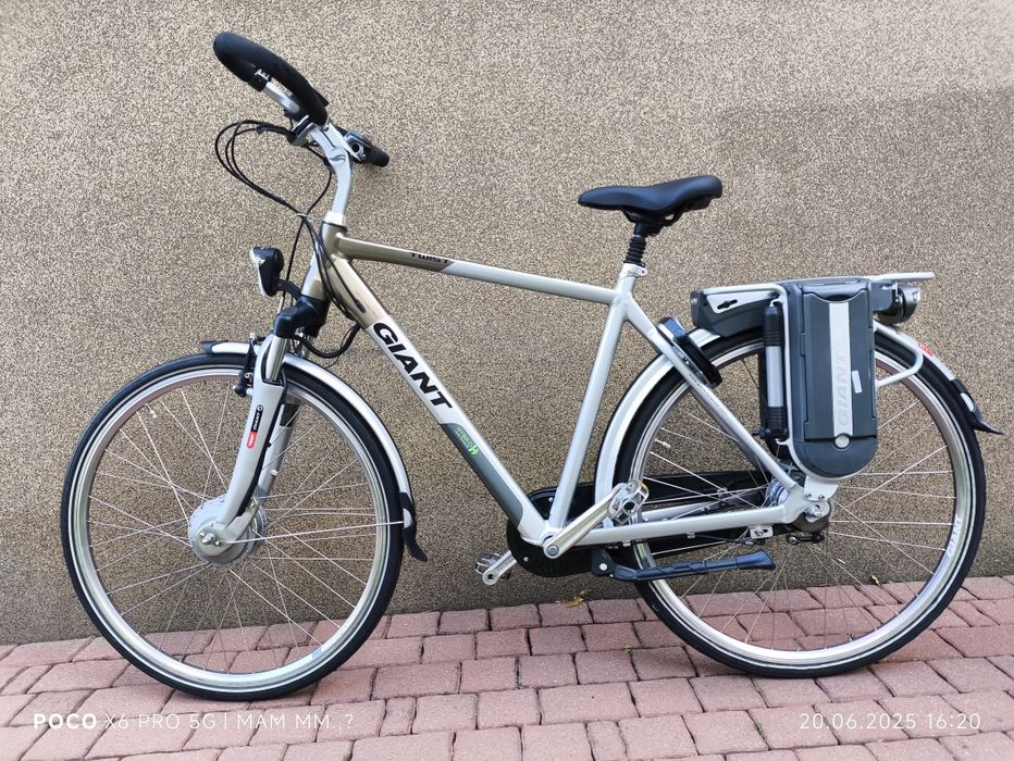738 Rower elektryczny Giant Twist (koga trek gazelle batavus miejski
