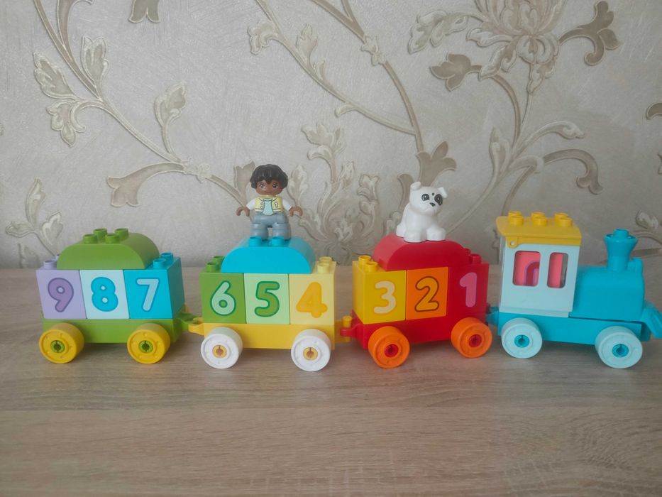 Lego duplo конструктор-потяг