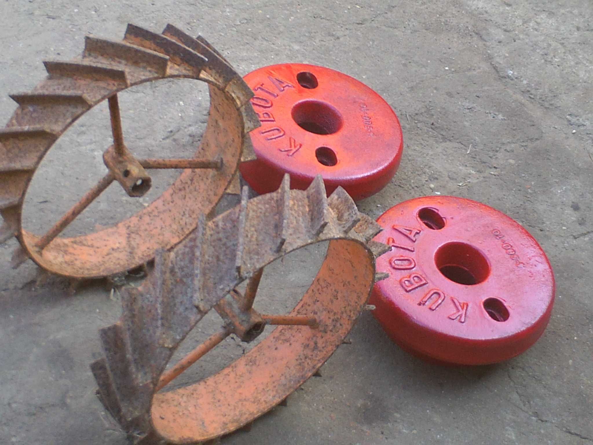 alfaias originais motocultivador KUBOTA rodas e pesos 30kg cada