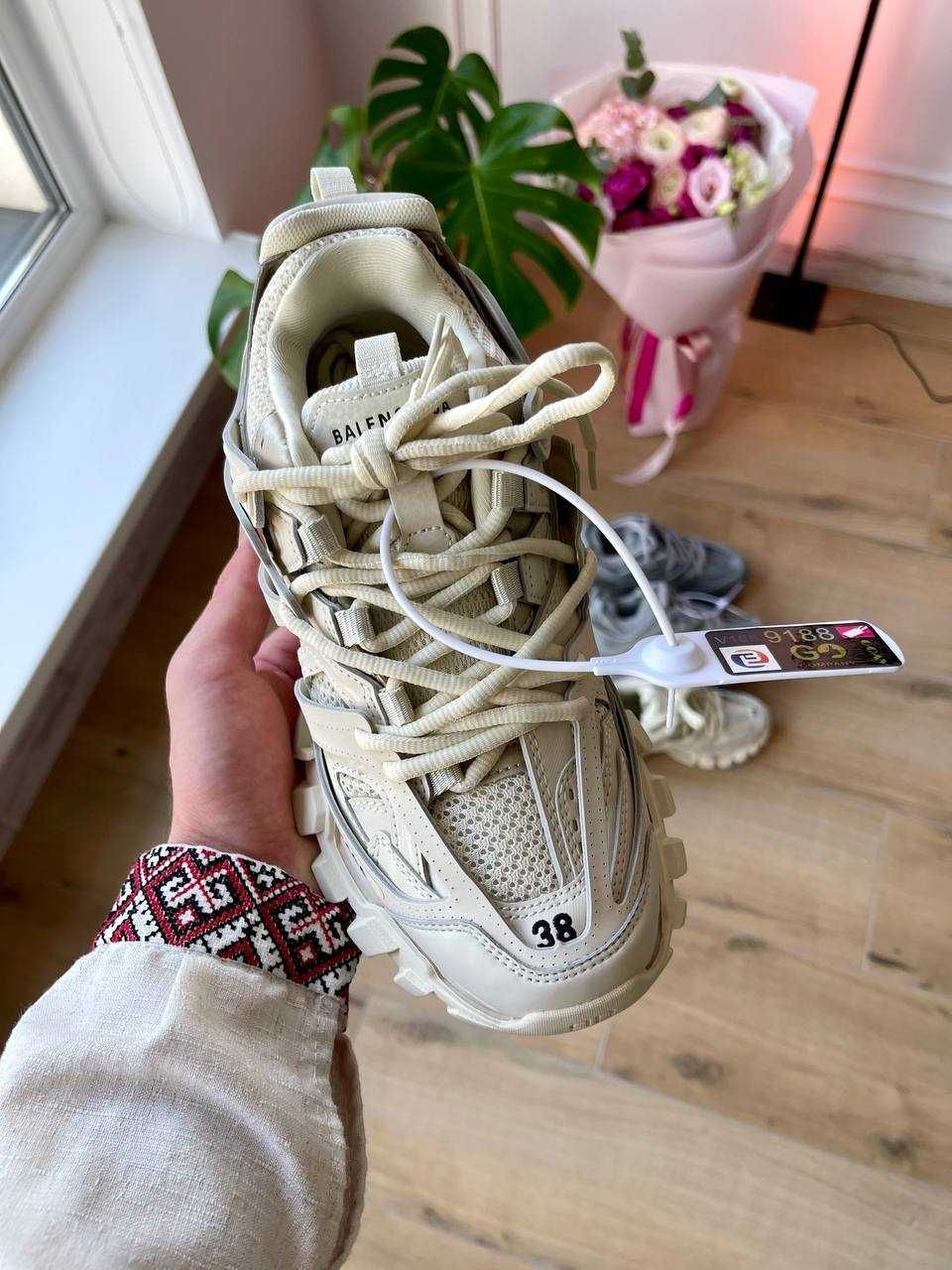 Жіночі кросівки Balenciaga Track 3.0 Beige (36-40 р.)