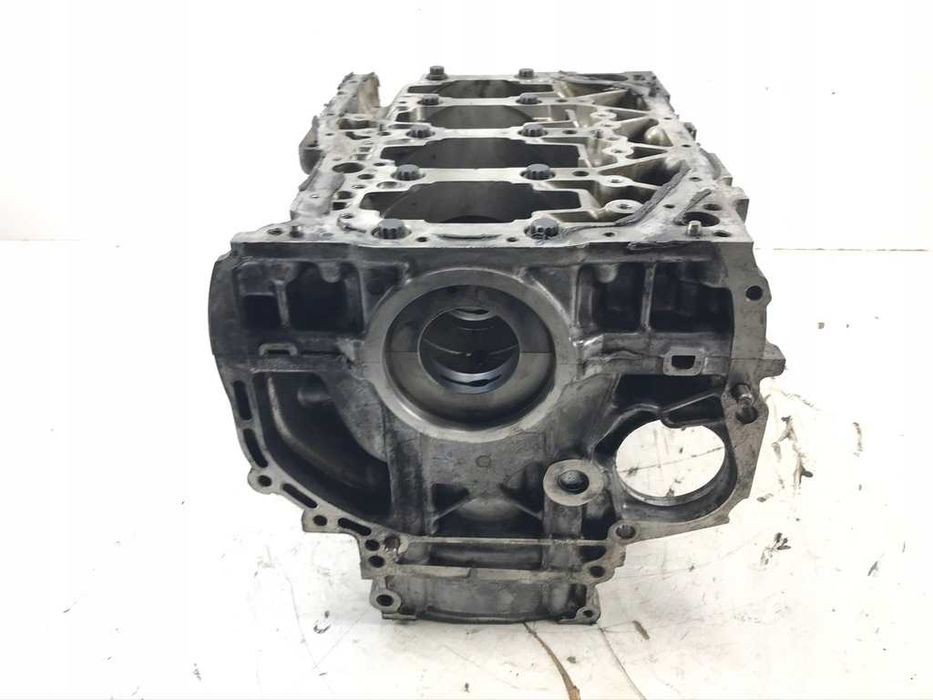 Блок цилиндров TOYOTA RAV4 2.2 2AD AVENSIS 2.2D Corolla LEXUS IS 2.2D