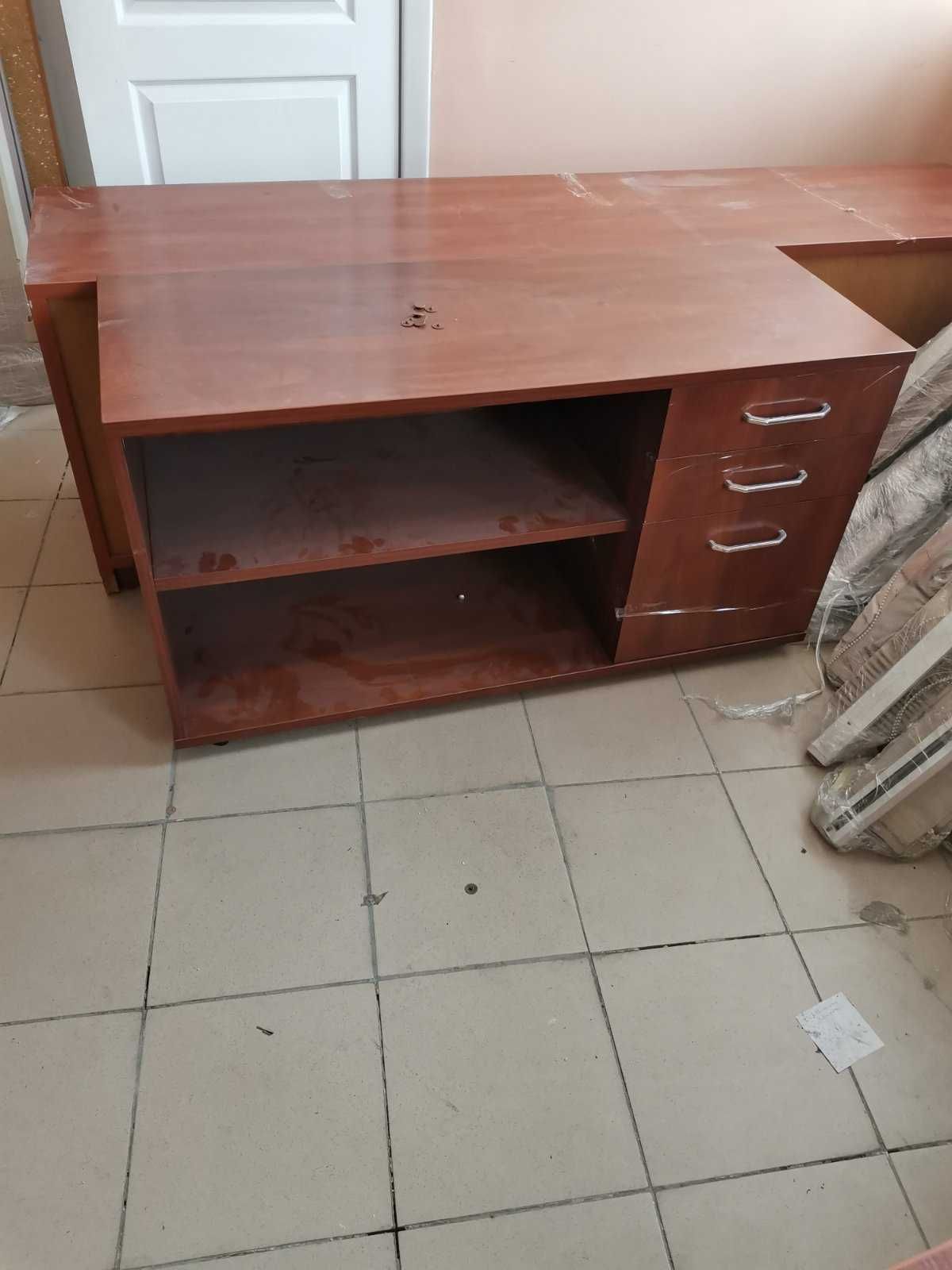 Продам напольні горизонтальні тумби.