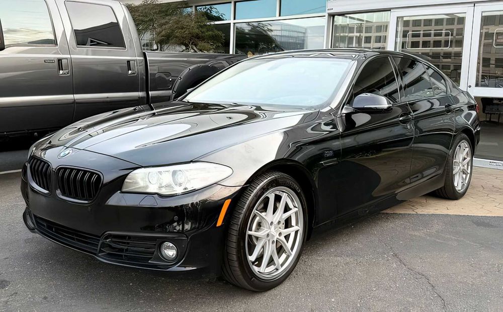 BMW 5 Series      2016