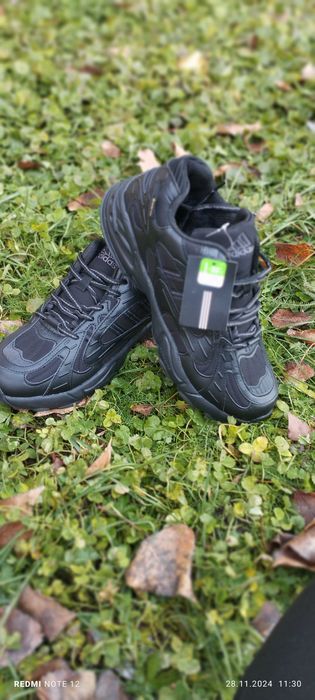 Кросівки зимові чоловічі Adidas Park Savage V4