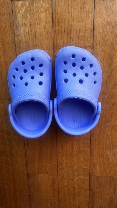Crocs Criança em estado novo | Azuis/Lilás | Tam 19/20