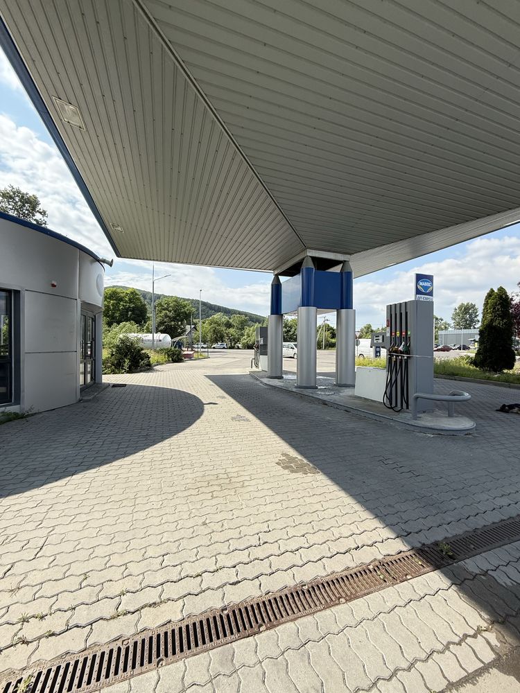 Пів сотки під БІЛБОРД біля АЗС