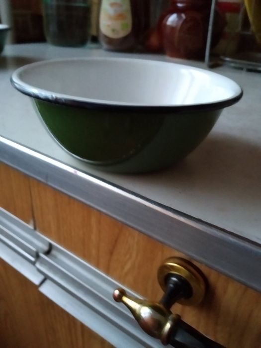 Миски эмалированные