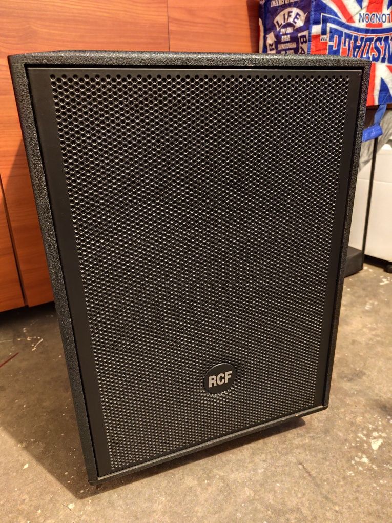 Electro voice zestaw2* ELX 115P I 2*RCF AS 905