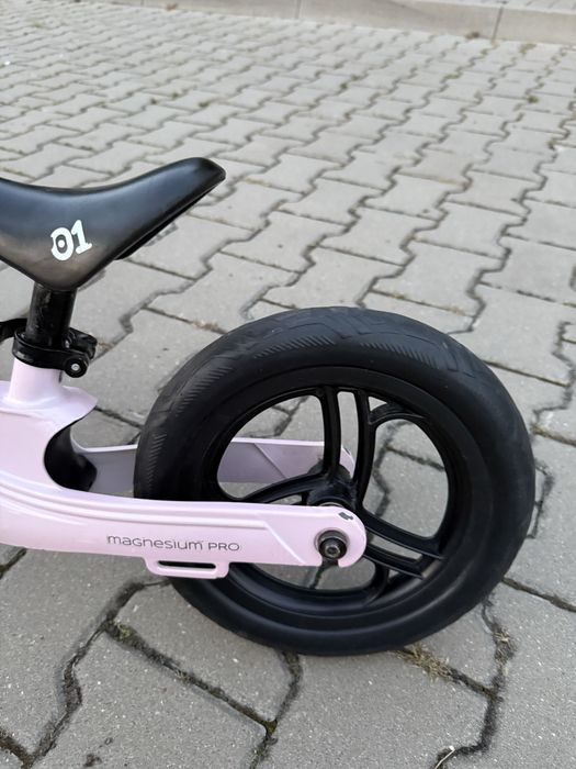 Rowerek biegowy Cariboo Magnesium Pro