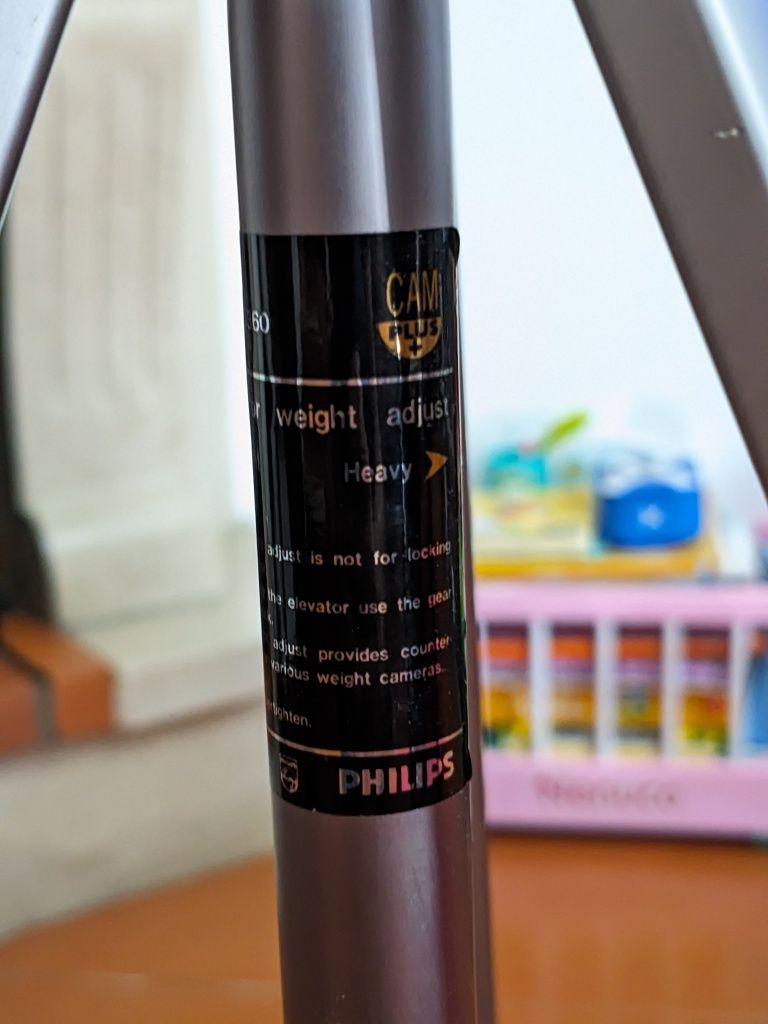 Tripé Philips SBC 5360