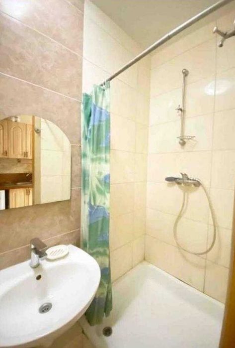 Продам гостинку 3/5 . Квартира находится по адресу ул.Гарибальди