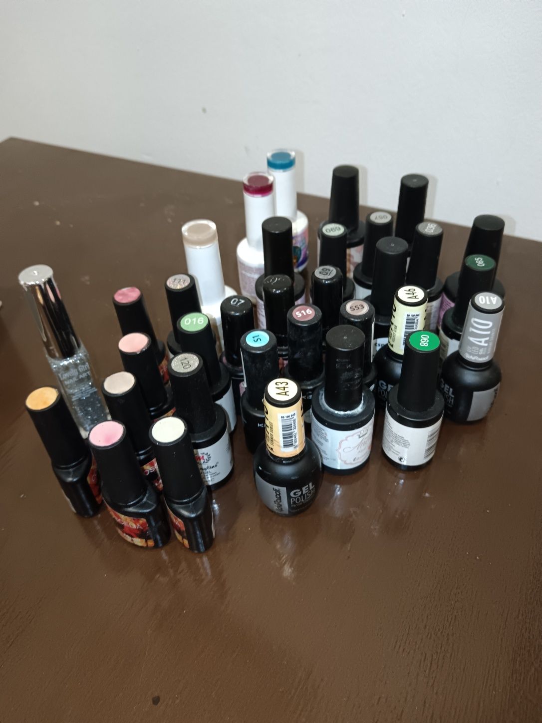 Lote +100 vernizes Andreia & Inocos – Gel e normais – 175€