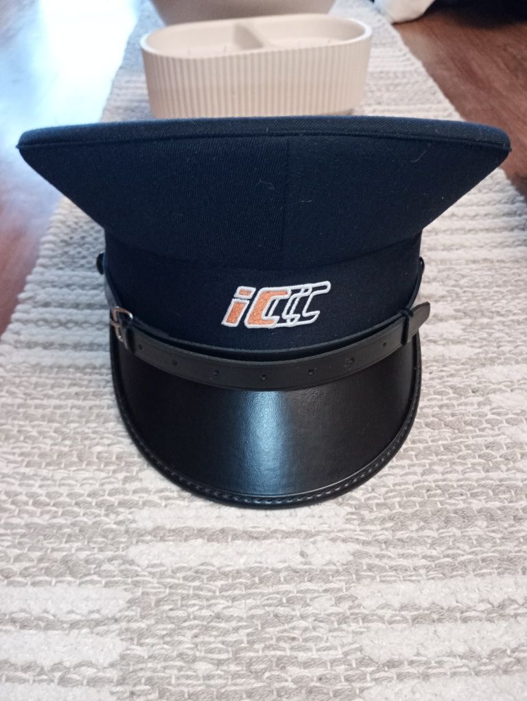 Czapka pkp intercity obecny wzór  nowa