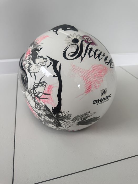 Kask motocyklowy S600 r.S  stan idelany kobiecy wzór, damski