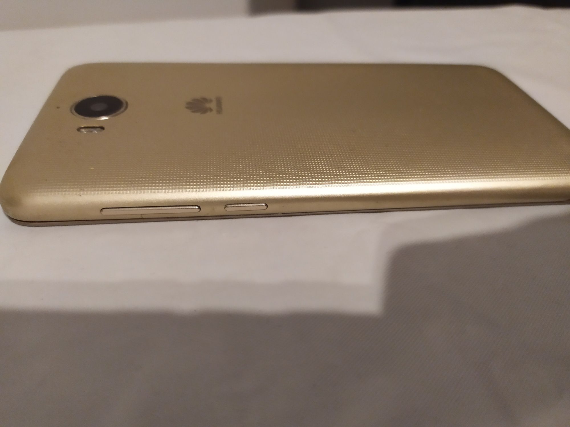 Telefon smartfon Huawei Y6
