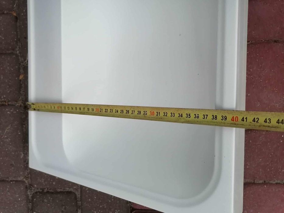 Umywalka łazienkowa z baterią