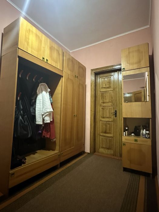 Комплект меблів у передпокій