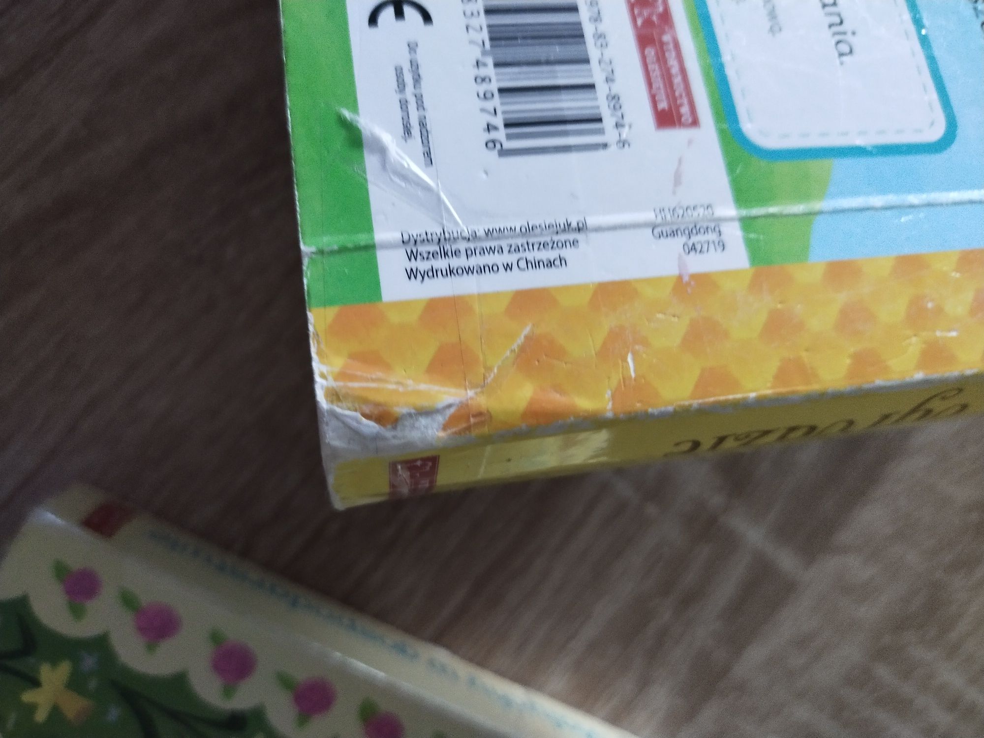 Książeczki z okienkami