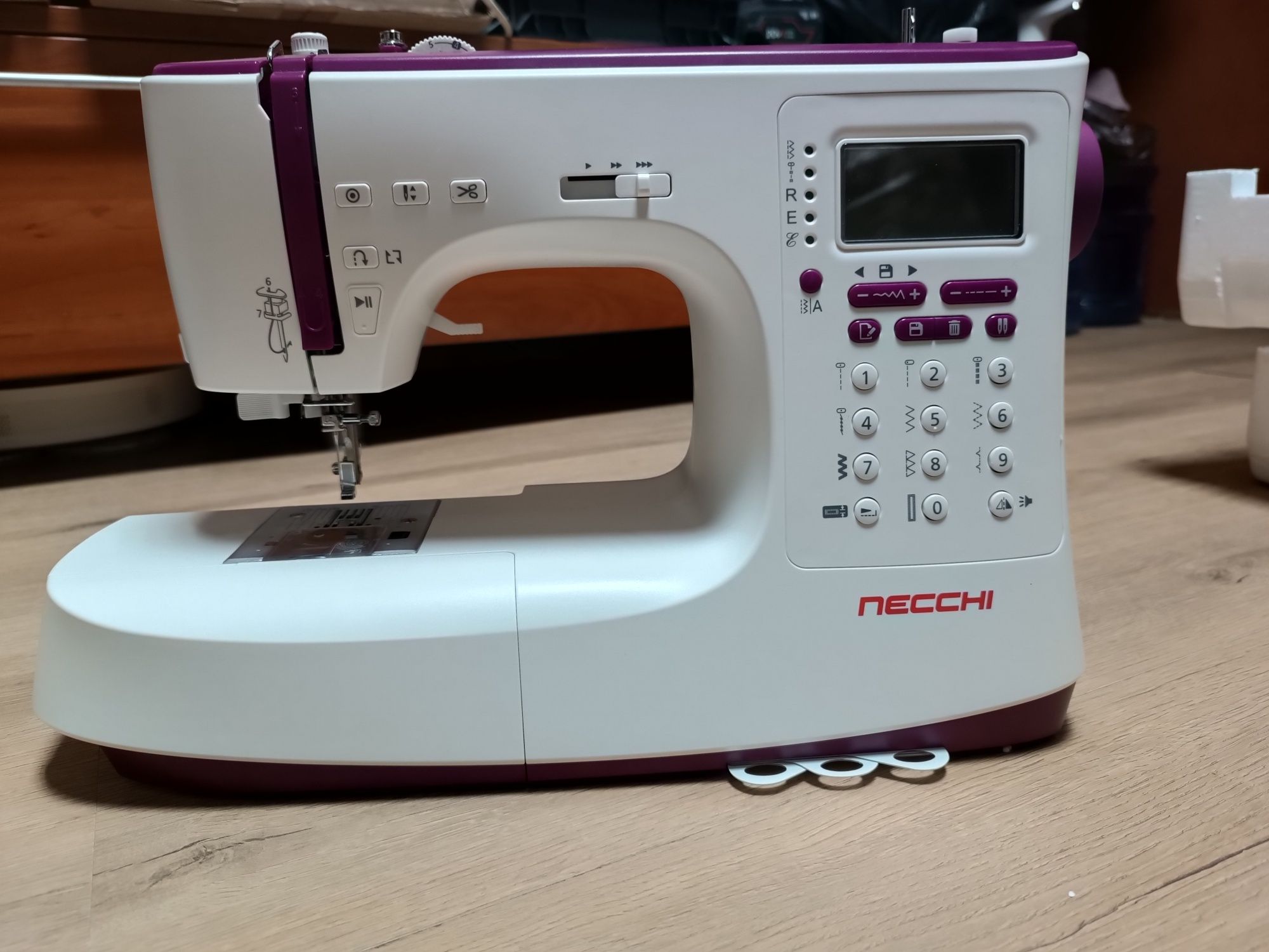 Швейная машинка necchi nc-204d (Вьетнам)