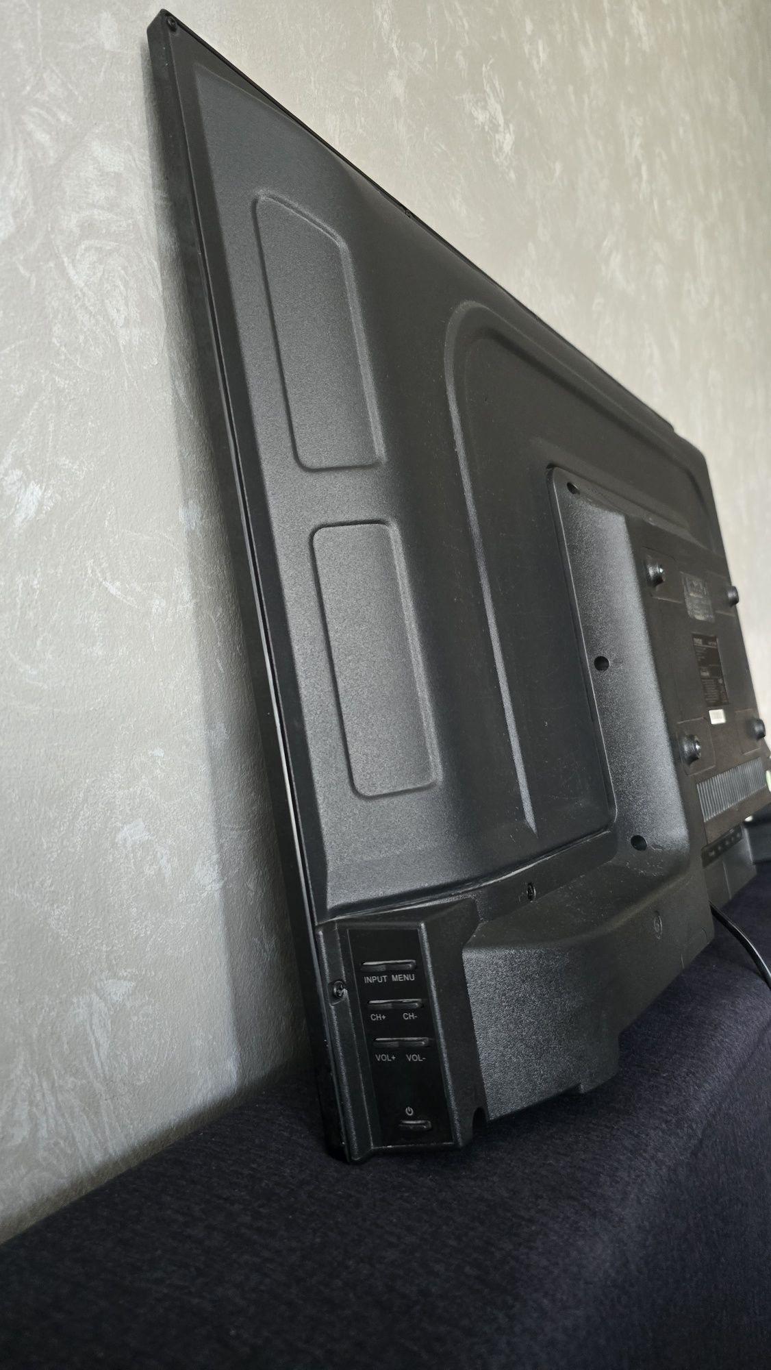 Telewizor NVOX 32"