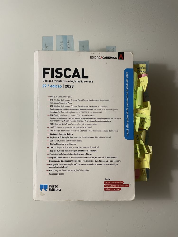 Vendo livro Fiscal - Códigos Tributários e Lesgislação Conexa
