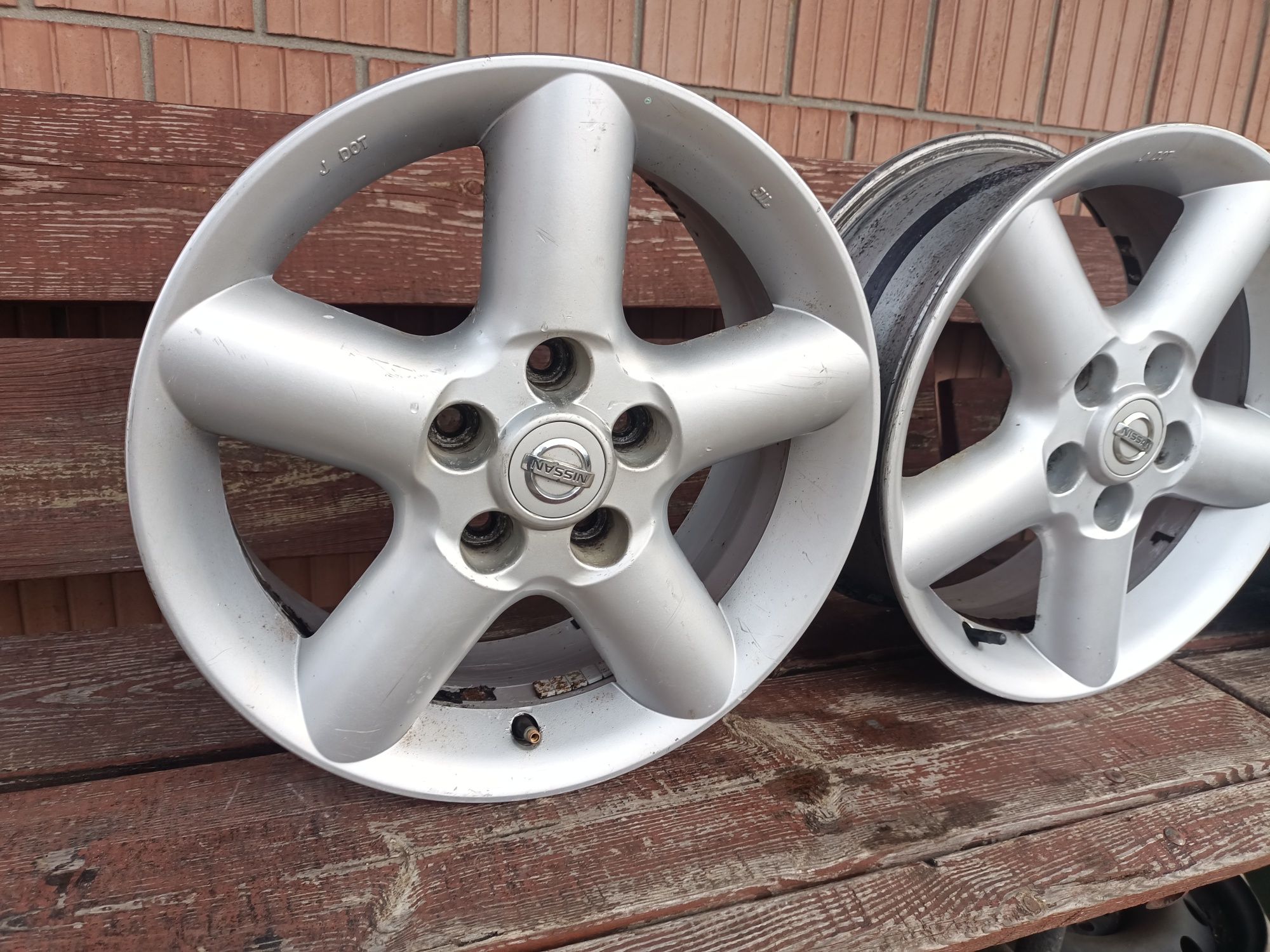 Felgi 5x114,3 R16 Nissan