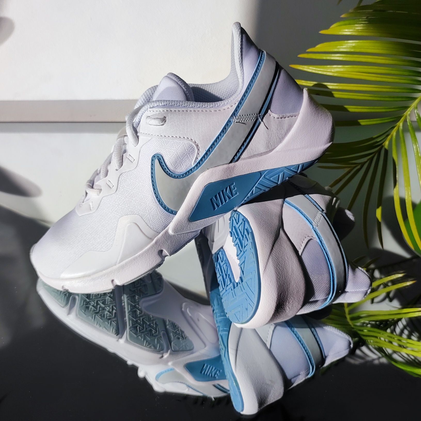 Кросівки Nike Legend Essential 2
(CQ9545-101)
Оригінал!