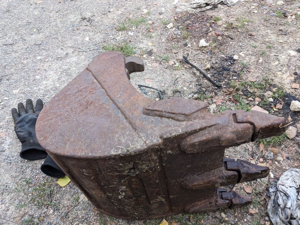 Łyżka do koparki Klac C model C 35CM Cat, JCB, takeuchi