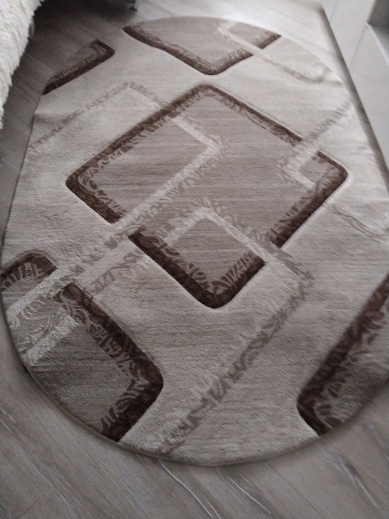 Ковер 2,2 *1,5 б/у