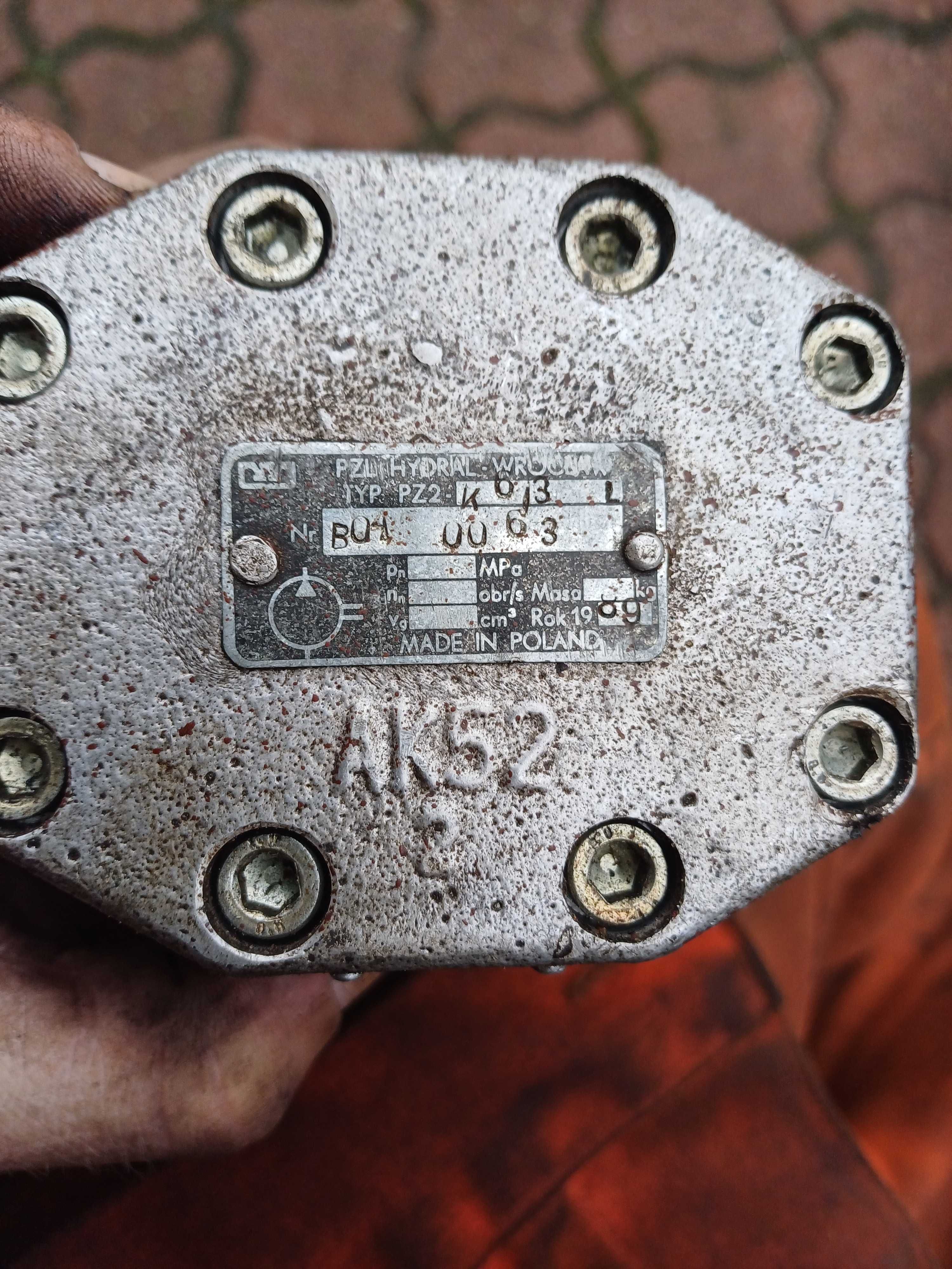 Pompa hydrauliczna zębata
PZ2-K-6,3 ursus c360