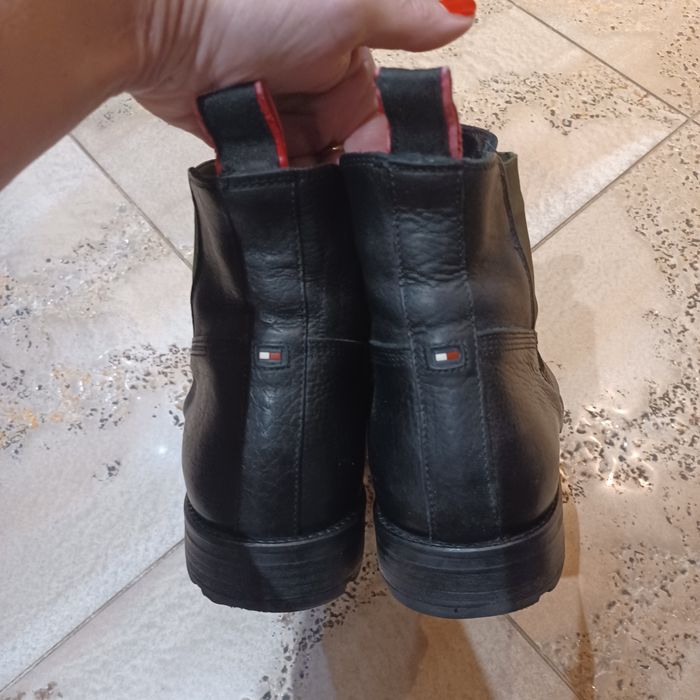 Buty sztyblety Tommy Hilfiger skórzane 45/30 cm/ salon 829 zł