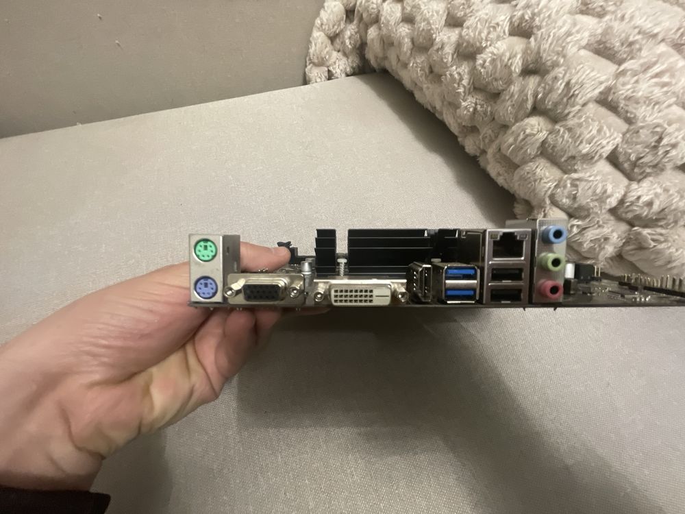 Материнська плата ASRock N3050M (Intel N3050) (0760)