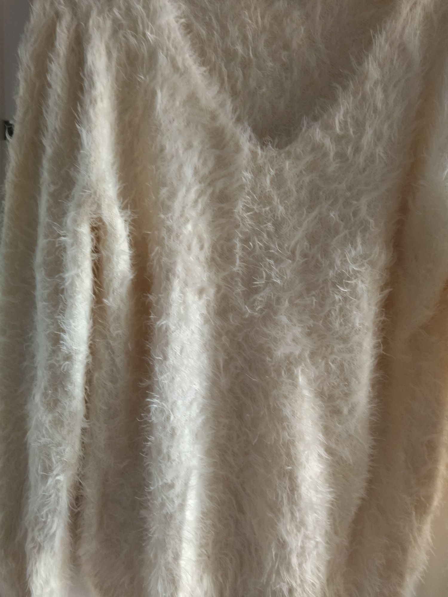 Sweter włochaty f&f milutki nowy
