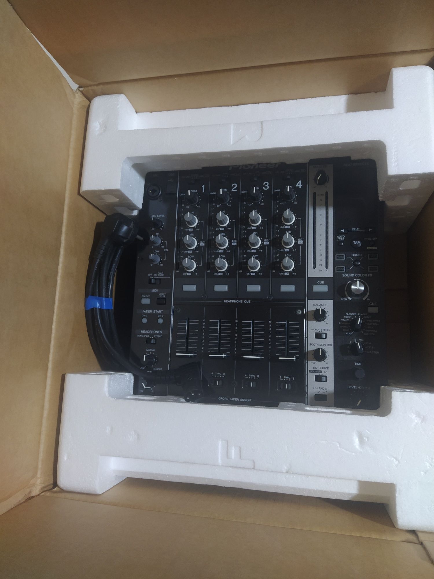 Pioneer DJM 750 k