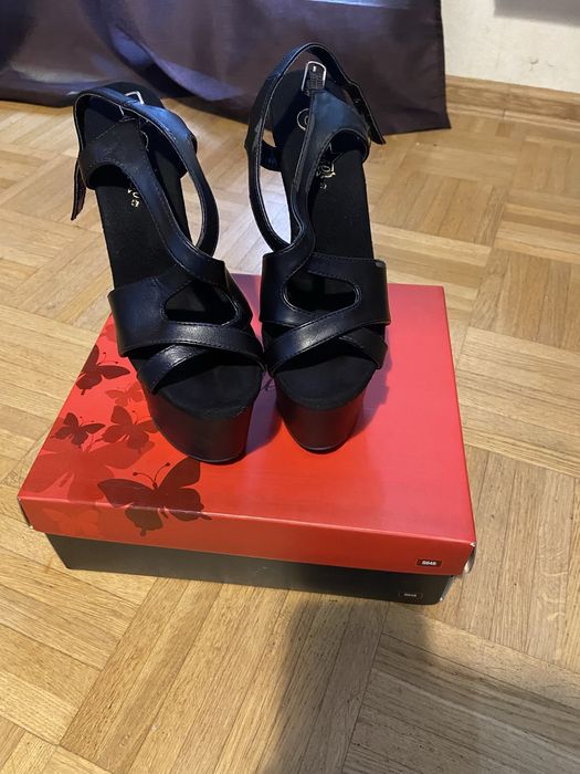 Стріпи  2 Pleaser