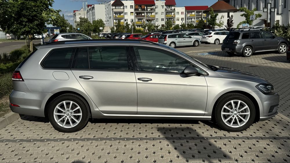Volkswagen Golf VII 1.6TDI, LED, po serwisie, nowy rozrząd