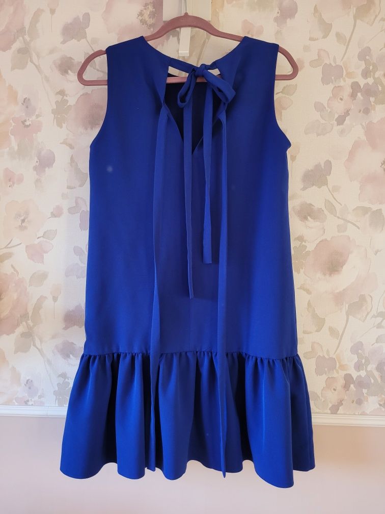 Niebieska sukienka top secret