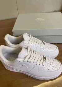 Nike Air Force 1 Low '07 White 40/245mm