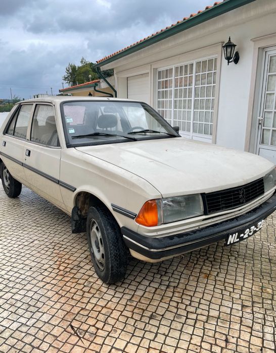 Peugeot 305 para peças (completo)