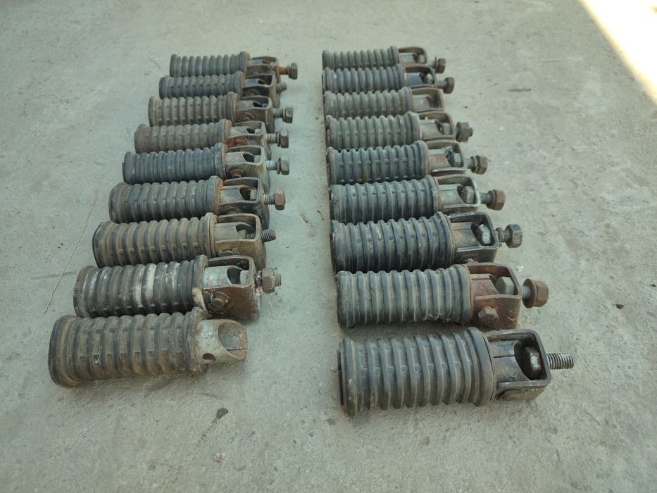 Продам задние подножки пассажира на яву 634 638