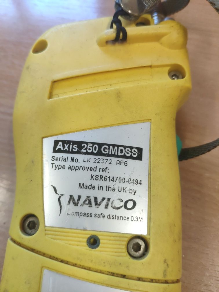 Radiotelefon VHF NAVICO AXIS-250 GMDSS