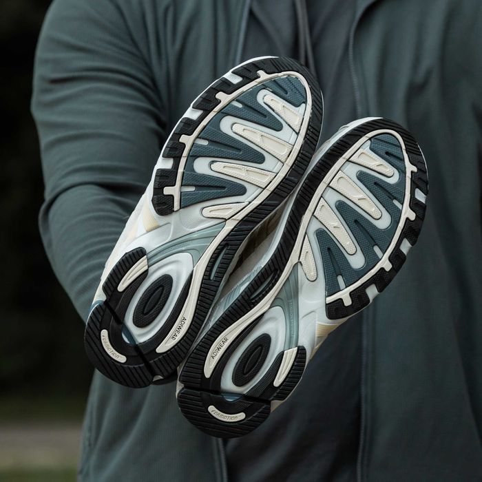 Чоловічі Кросівки Adidas Response CL 40-45 (Без Предоплати)