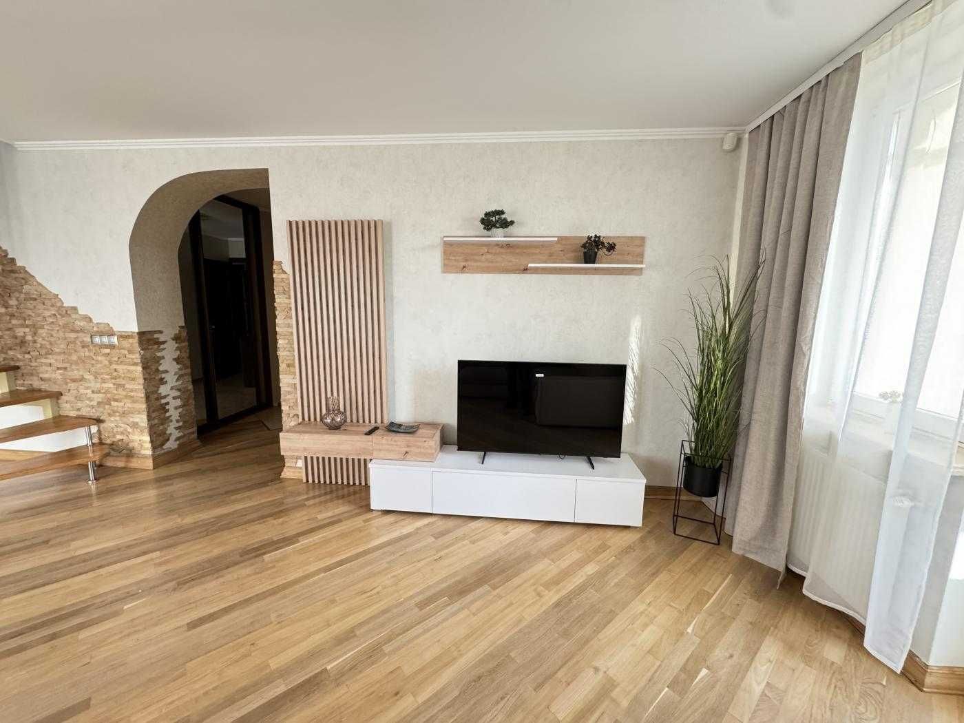 Продаж 4 кімнатної квартири, вулиця Остроградських